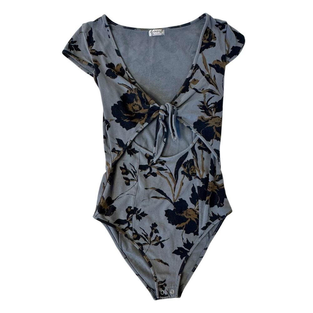 INTIMATELY FREE PEOPLE Wowzers Cut Out Floral Bodysuit Black Grey Keyhole Sz XS - Picture 2 of 9